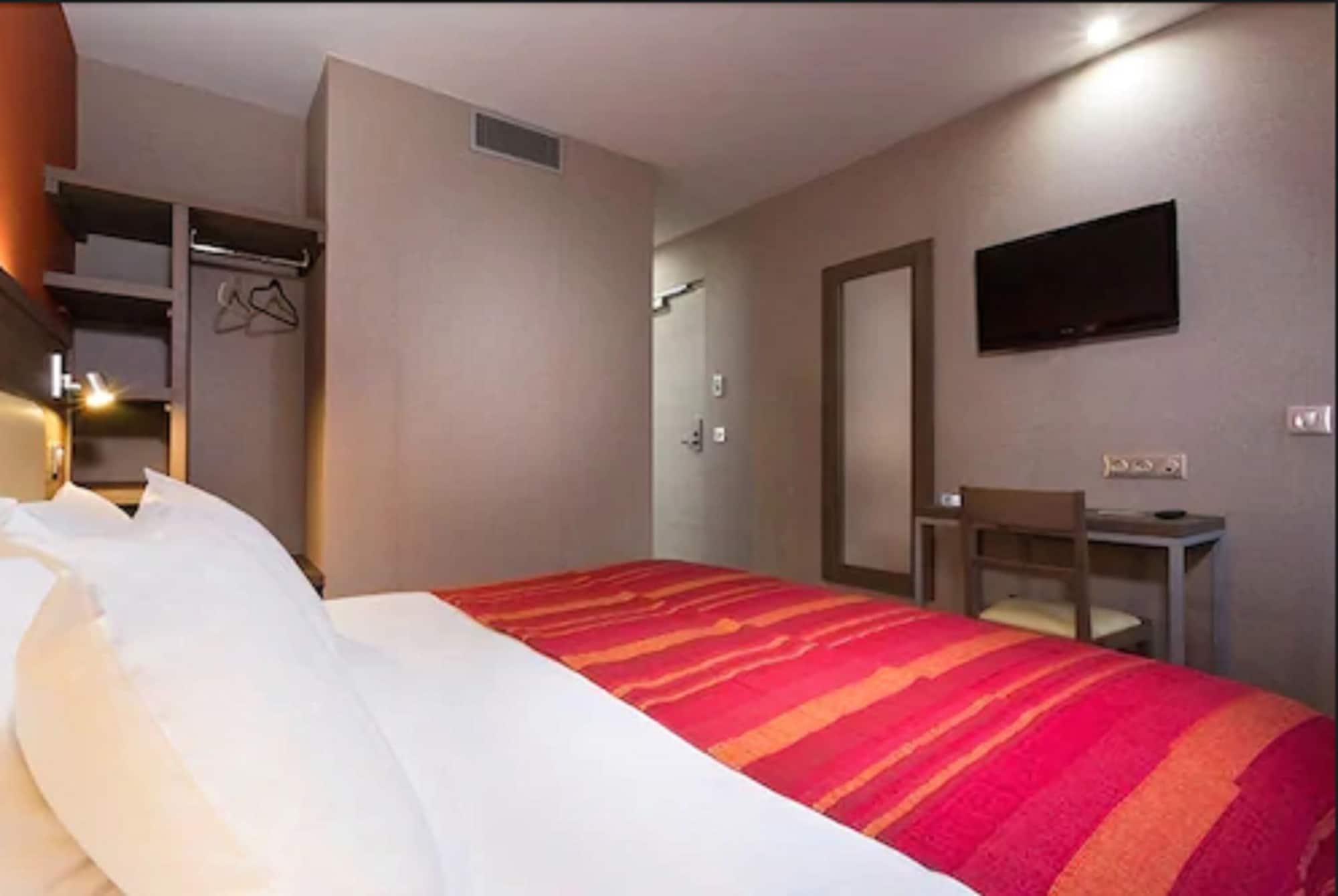 Hotel Des Pavillons Paris Luaran gambar