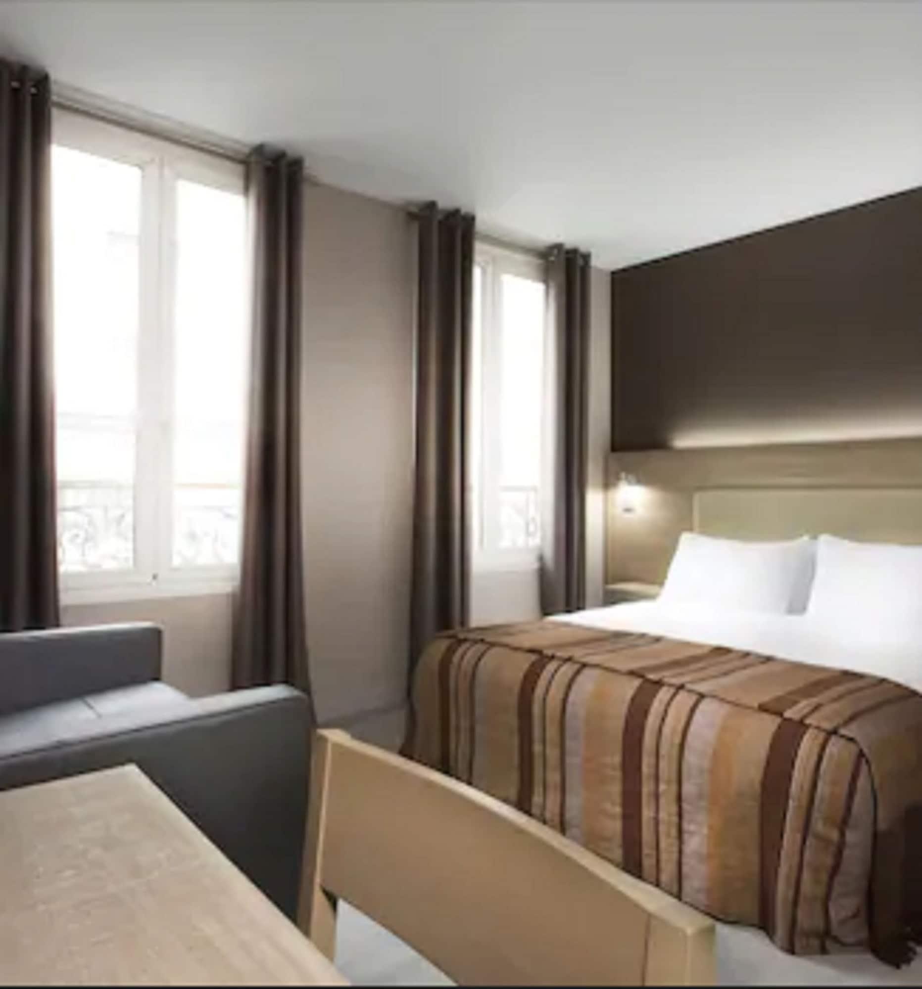 Hotel Des Pavillons Paris Luaran gambar